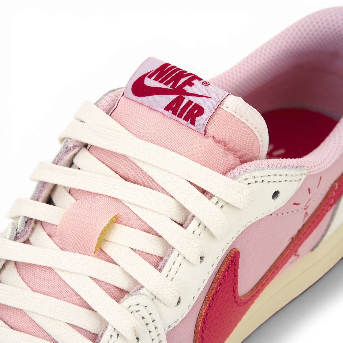 Jordan 1 x Travis Scott Retro Low OG SP Sail Tropical Pink