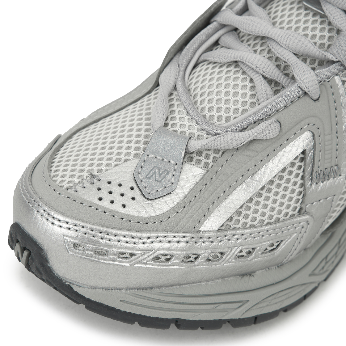 New Balance 1906A Concrete Silver Metallic M1906AG