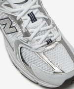 NBPDGF718W / MR530SG (WHITE)