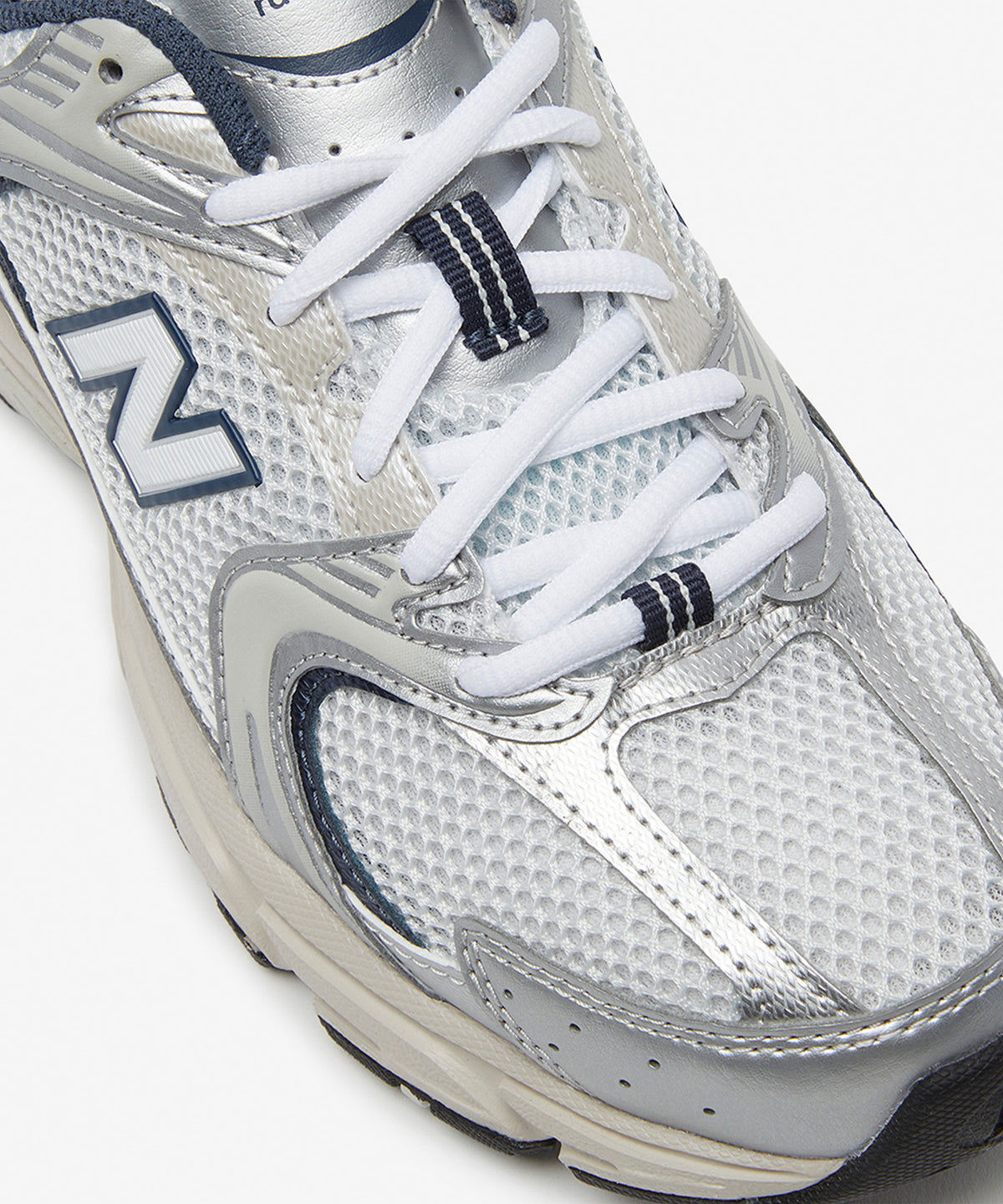 NBPDGF718S / MR530KA (SILVER)